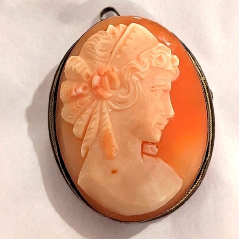 Vintage 800 Silver White Gold tone Cameo Brooch Pendant Necklace Hand Carved